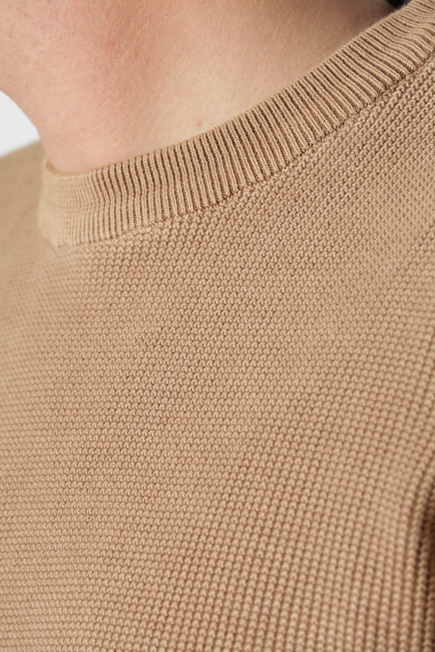 Striktrøje Striktrøje Fulham i farven Toasted Coconut med varme jordtoner og rustikt design., Toasted Coconut