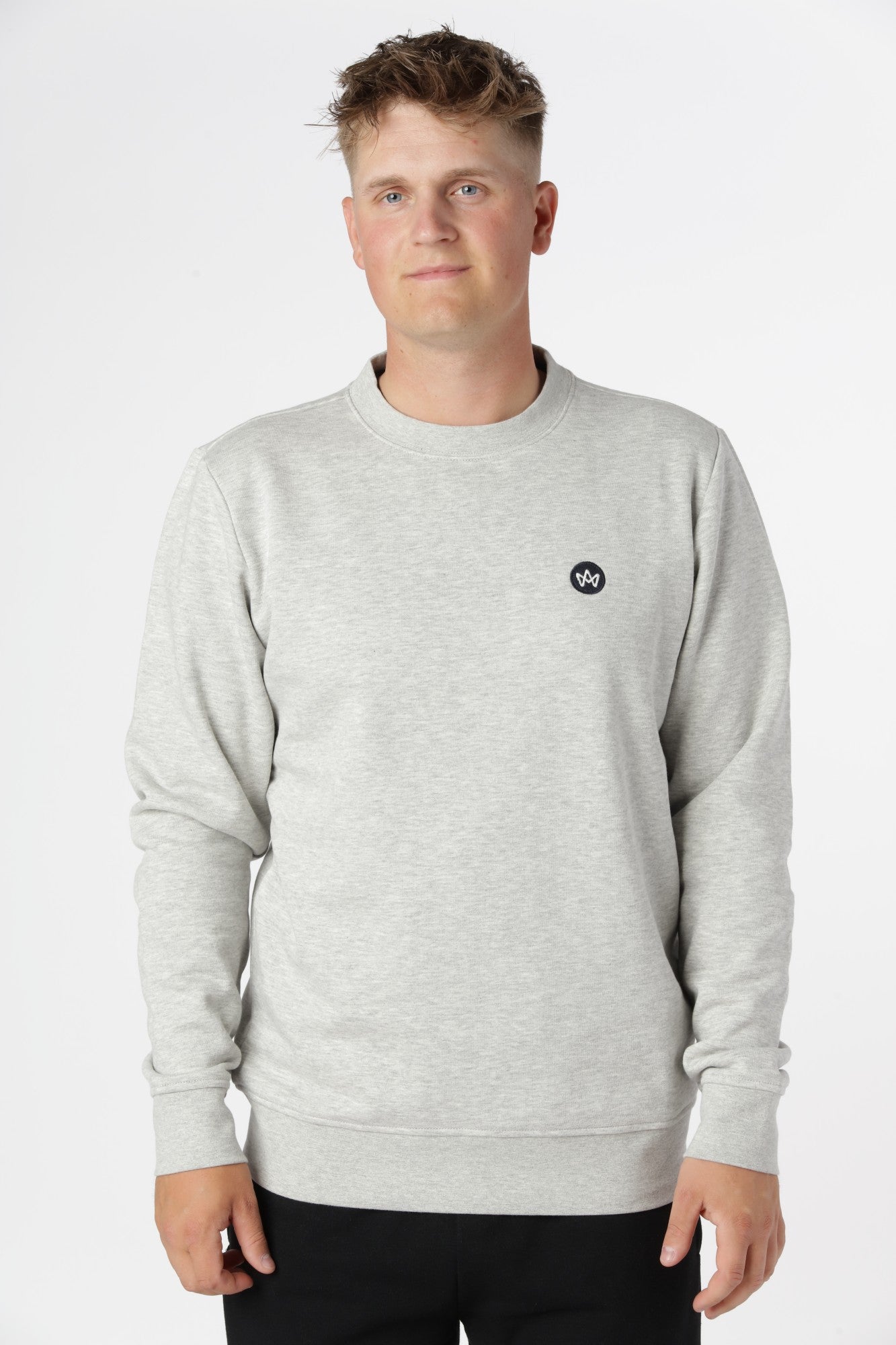 Kronstadt sweatshirt i Lt Grey Mix med afslappet pasform og lysgrå melering i minimalistisk design.