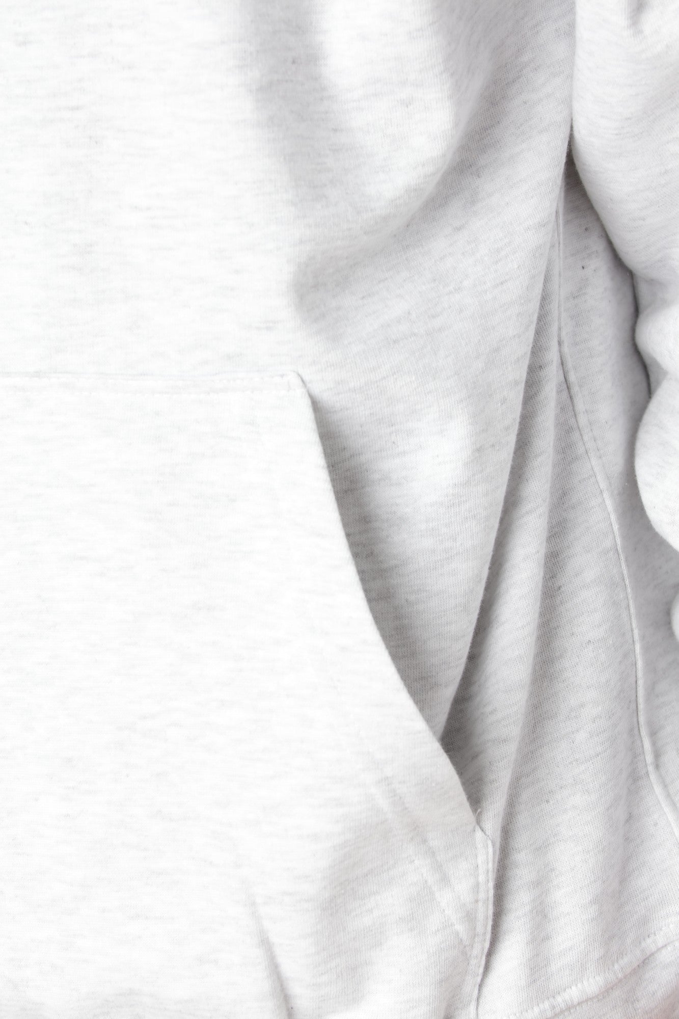 Afslappet Classic hoodie i farven grå, perfekt til hjem, by og fritid